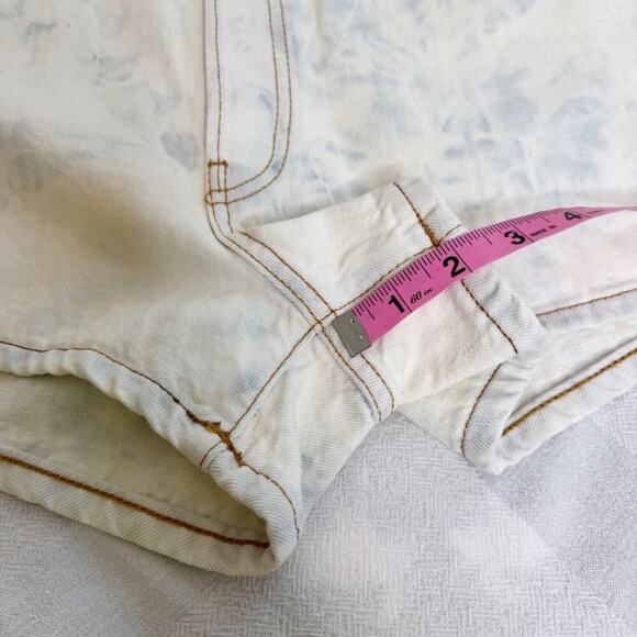 RE/DONE 70s High Rise Short – Sunbleach Vintage-Fade Denim Size 26 NWT - Picture 9 of 16